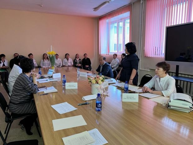 Дипломдық жұмыстарын қорғады