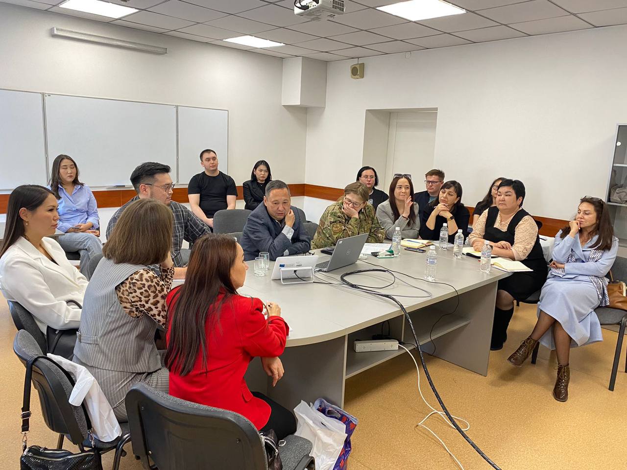 Обсудили проблематику поддержания психического здоровья на рабочем месте