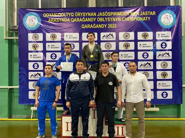 Қоян-қолтық ұрыс бойынша чемпионатта студенттер алтын және қола медальдарға ие болды