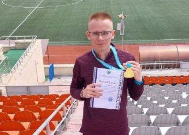 Champion at a distance of 5000 meters