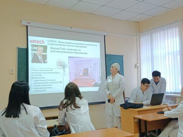 Окунулись в профессиональную среду