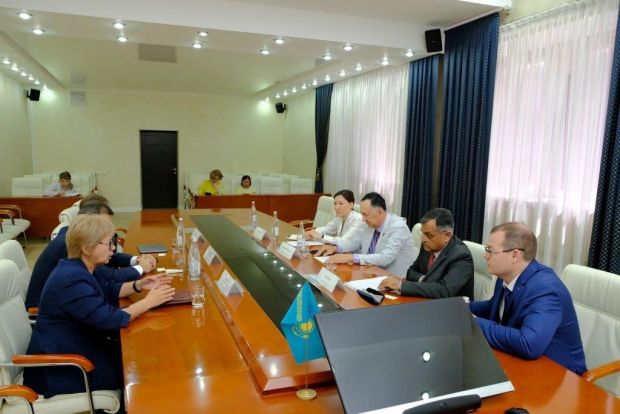 We discussed the construction project of a modern university clinic